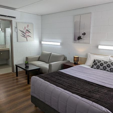Morwell Parkside Motel Bagian luar foto