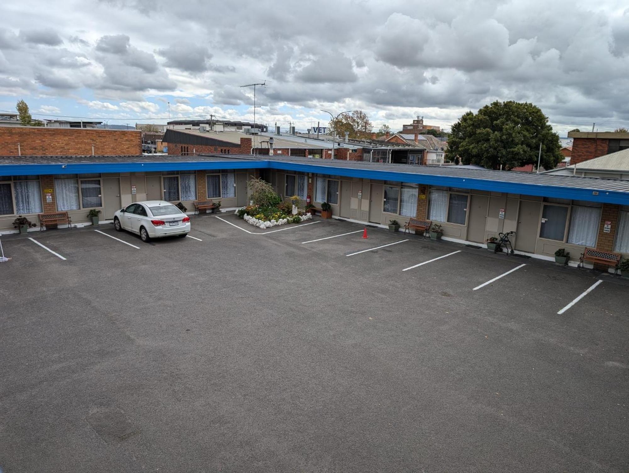 Morwell Parkside Motel Bagian luar foto