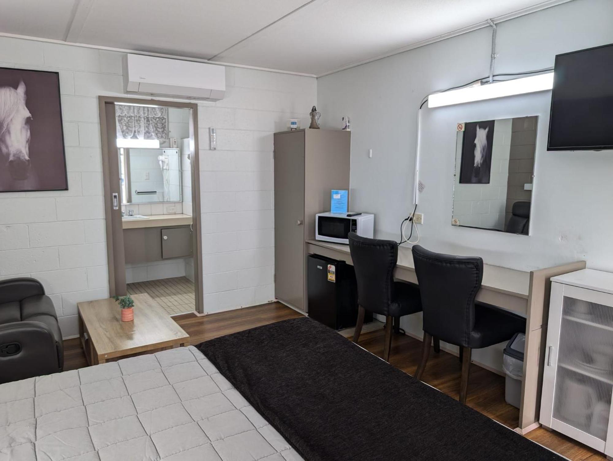Morwell Parkside Motel Bagian luar foto