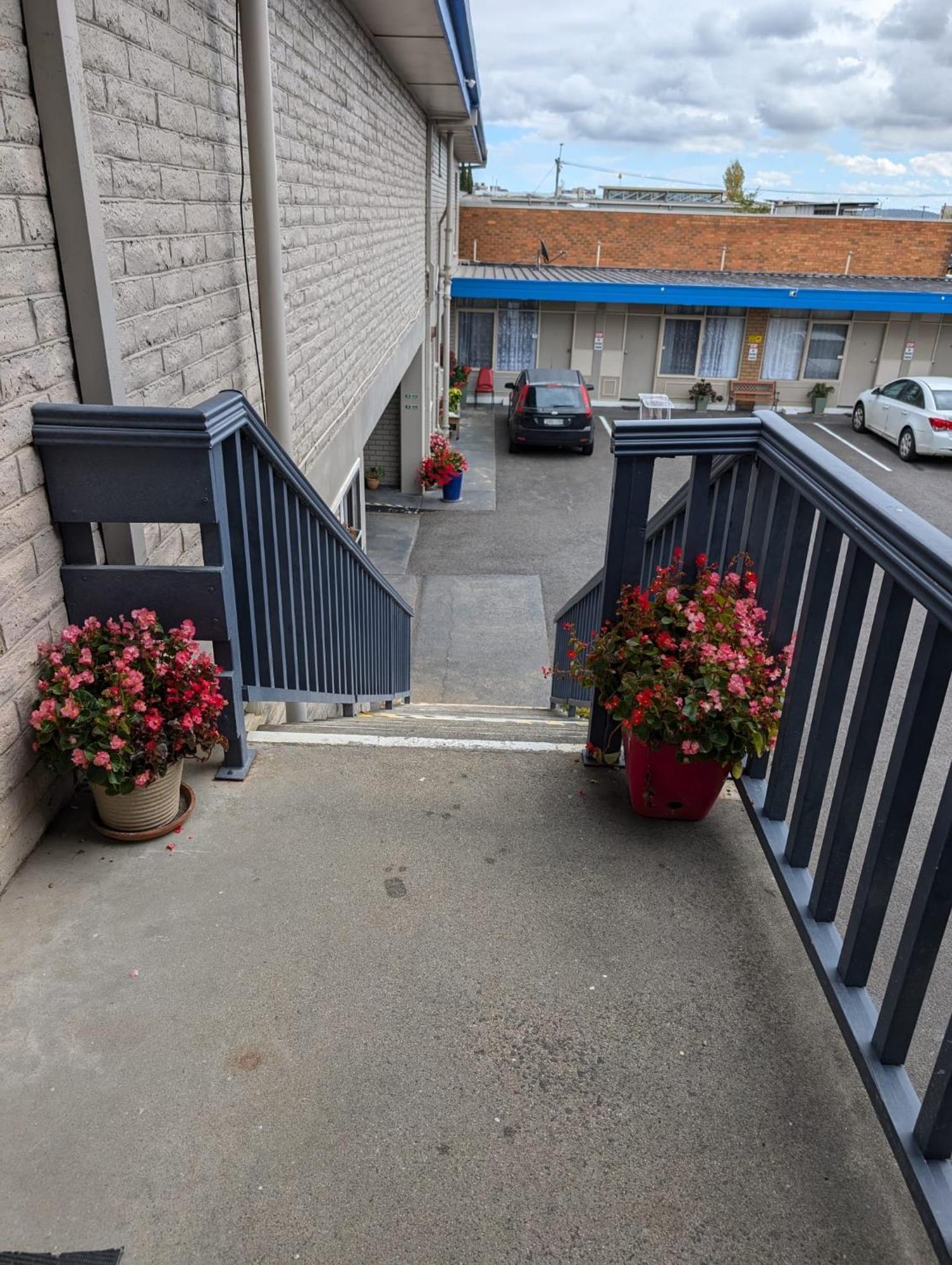 Morwell Parkside Motel Bagian luar foto